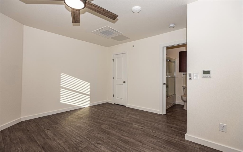 3022 Forest Lane #117, Dallas, TX 75234, 1 Bedroom Bedrooms, ,1 BathroomBathrooms,Residential Lease,For Rent,3022 Forest Lane,20979000