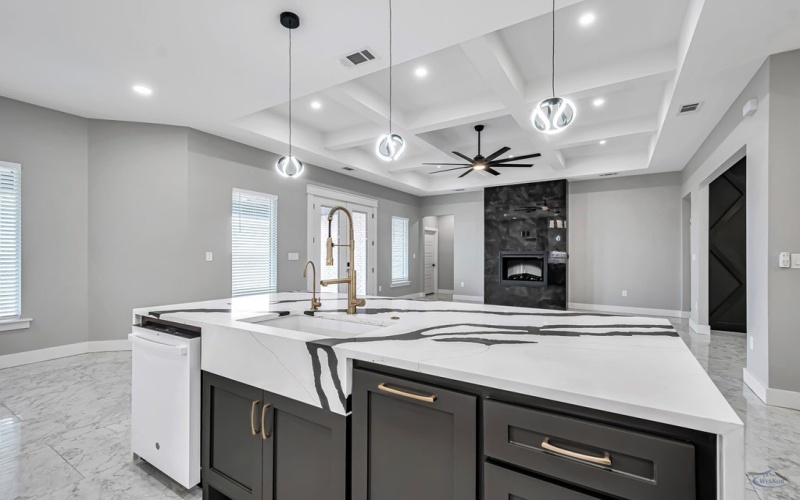 2102 S County Rd 1059, Midland, TX 79706, 4 Bedrooms Bedrooms, ,3 BathroomsBathrooms,Residential,For Sale,2102 S County Rd 1059,50083215