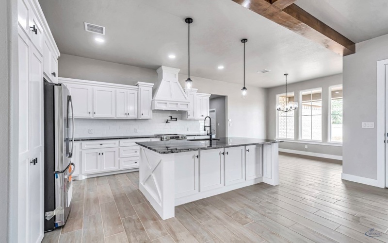 10801 W County Rd 142, Midland, TX 79706, 4 Bedrooms Bedrooms, ,2 BathroomsBathrooms,Residential,For Sale,10801 W County Rd 142,50083247