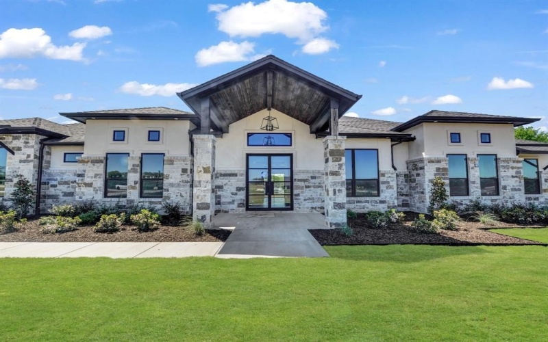 4009 Estancia Court, Weatherford, TX 76088, 4 Bedrooms Bedrooms, ,3 BathroomsBathrooms,Residential,For Sale,4009 Estancia Court,20979812
