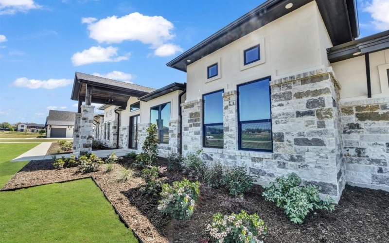 4009 Estancia Court, Weatherford, TX 76088, 4 Bedrooms Bedrooms, ,3 BathroomsBathrooms,Residential,For Sale,4009 Estancia Court,20979812