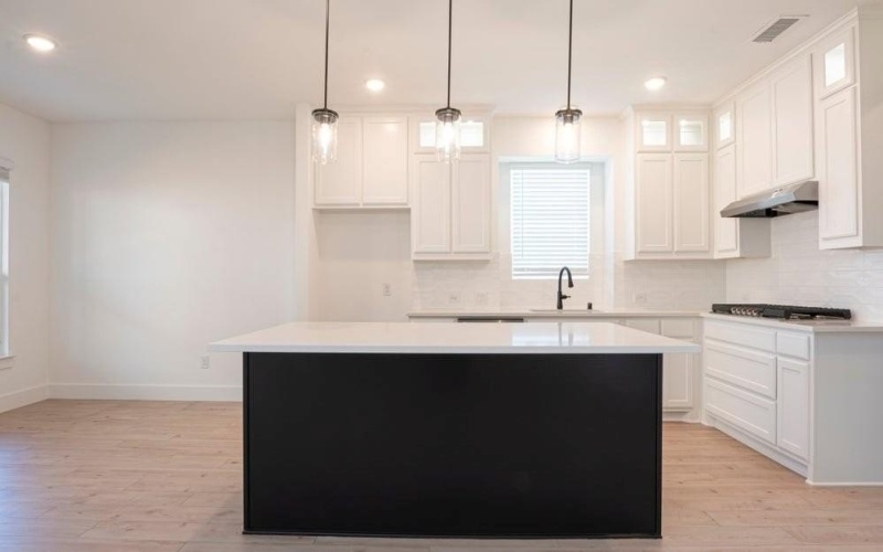 1032 Meadowlark, Forney, TX 75126, 5 Bedrooms Bedrooms, ,3 BathroomsBathrooms,Residential,For Sale,1032 Meadowlark,20979843