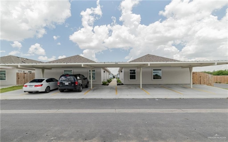 1024 N Abbey Avenue, Edinburg, TX 78541, ,Residential Multi Family,En Venta,1024 N Abbey Avenue,474564