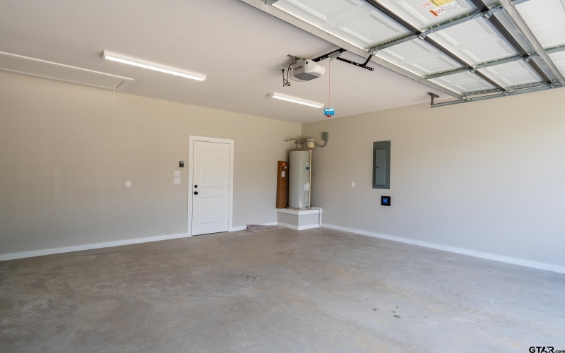 11205 CR 166, Tyler, TX 75703, 6 Bedrooms Bedrooms, ,5 BathroomsBathrooms,Residential,For Sale,11205 CR 166,25009673