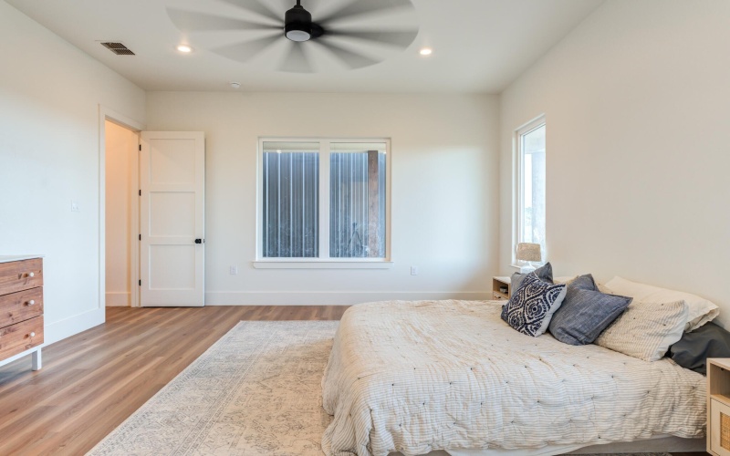 1735 Lovebird Road, Lubbock, TX 79407, 5 Habitaciones Habitaciones , ,3 BañosBaños,Residential,En Venta,1735 Lovebird Road,202556865