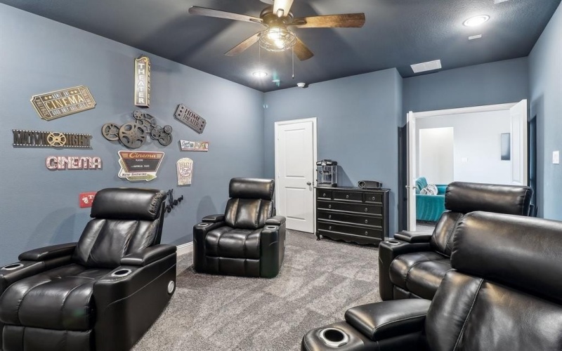 616 Windy Ridge Lane, Rockwall, TX 75087, 5 Bedrooms Bedrooms, ,5 BathroomsBathrooms,Residential,For Sale,616 Windy Ridge Lane,20808743
