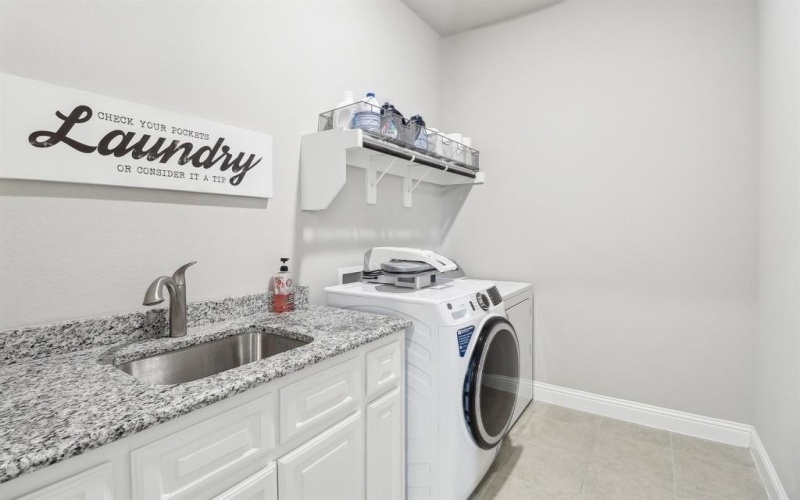 616 Windy Ridge Lane, Rockwall, TX 75087, 5 Bedrooms Bedrooms, ,5 BathroomsBathrooms,Residential,For Sale,616 Windy Ridge Lane,20808743