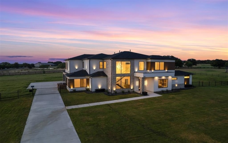 2005 High Meadow Court, Bartonville, TX 76226, 5 Bedrooms Bedrooms, ,6 BathroomsBathrooms,Residential,For Sale,2005 High Meadow Court,20934463
