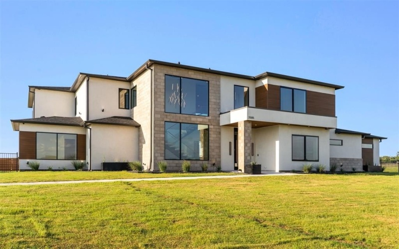 2005 High Meadow Court, Bartonville, TX 76226, 5 Bedrooms Bedrooms, ,6 BathroomsBathrooms,Residential,For Sale,2005 High Meadow Court,20934463