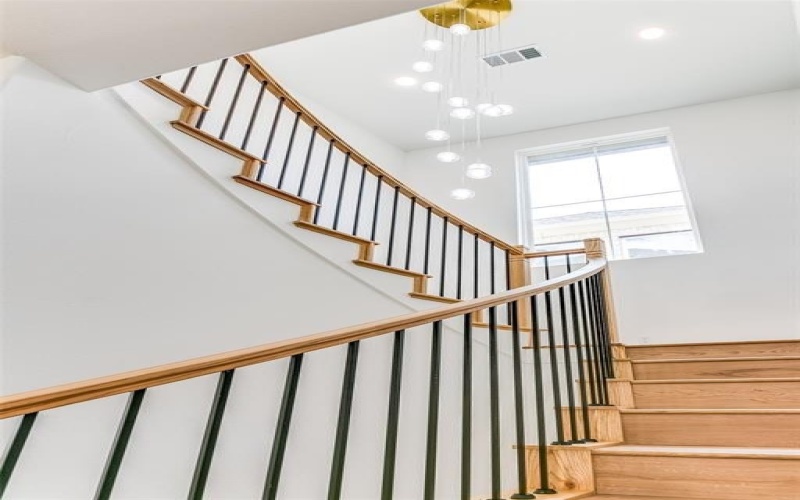 2315 Bussey Drive, Irving, TX 75062, 5 Bedrooms Bedrooms, ,3 BathroomsBathrooms,Residential,For Sale,2315 Bussey Drive,20962920