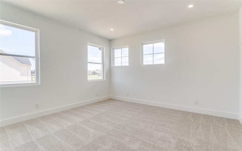 2315 Bussey Drive, Irving, TX 75062, 5 Bedrooms Bedrooms, ,3 BathroomsBathrooms,Residential,For Sale,2315 Bussey Drive,20962920