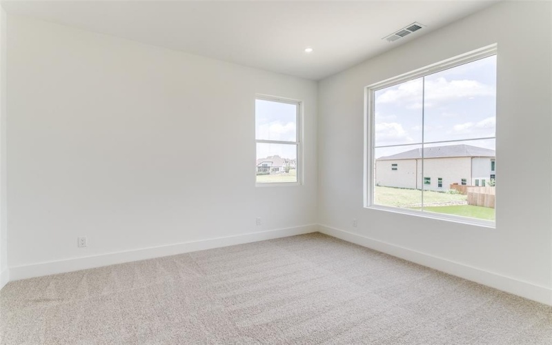 2315 Bussey Drive, Irving, TX 75062, 5 Bedrooms Bedrooms, ,3 BathroomsBathrooms,Residential,For Sale,2315 Bussey Drive,20962920