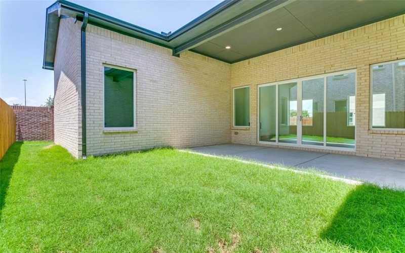 2315 Bussey Drive, Irving, TX 75062, 5 Bedrooms Bedrooms, ,3 BathroomsBathrooms,Residential,For Sale,2315 Bussey Drive,20962920