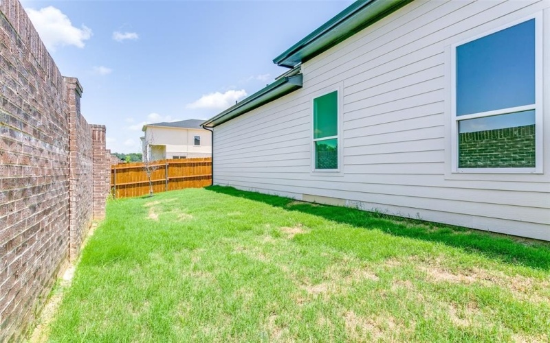 2315 Bussey Drive, Irving, TX 75062, 5 Bedrooms Bedrooms, ,3 BathroomsBathrooms,Residential,For Sale,2315 Bussey Drive,20962920