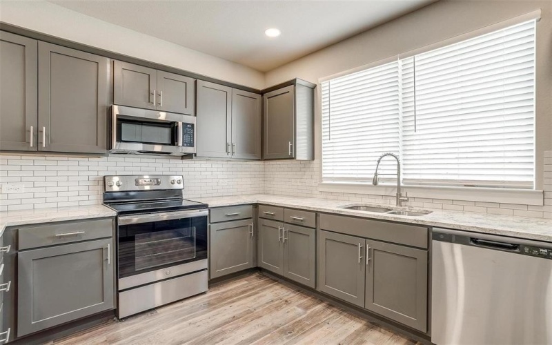 461 Glen Lake Drive, Weatherford, TX 76087, 3 Bedrooms Bedrooms, ,2 BathroomsBathrooms,Residential Lease,For Rent,461 Glen Lake Drive,20963531