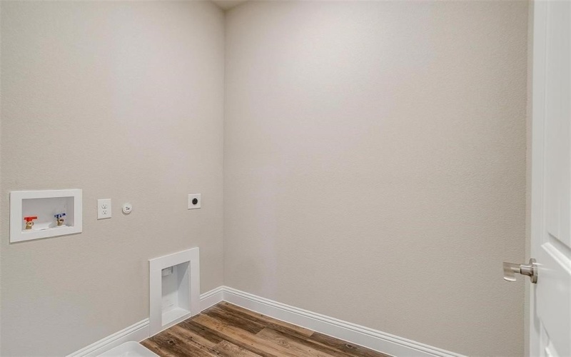 461 Glen Lake Drive, Weatherford, TX 76087, 3 Bedrooms Bedrooms, ,2 BathroomsBathrooms,Residential Lease,For Rent,461 Glen Lake Drive,20963531