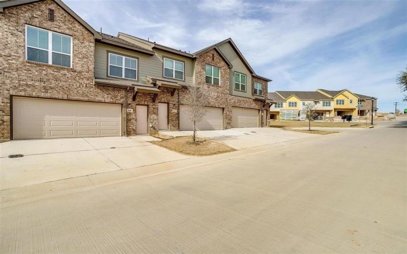 461 Glen Lake Drive, Weatherford, TX 76087, 3 Bedrooms Bedrooms, ,2 BathroomsBathrooms,Residential Lease,For Rent,461 Glen Lake Drive,20963531
