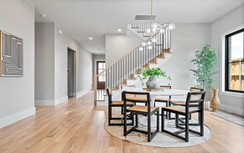 5746 Goodwin Avenue, Dallas, TX 75206, 4 Bedrooms Bedrooms, ,5 BathroomsBathrooms,Residential,For Sale,5746 Goodwin Avenue,20965248