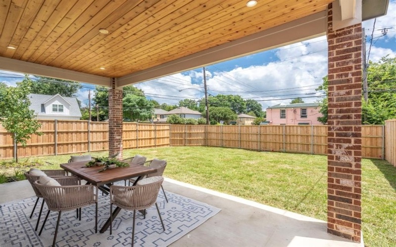 5746 Goodwin Avenue, Dallas, TX 75206, 4 Bedrooms Bedrooms, ,5 BathroomsBathrooms,Residential,For Sale,5746 Goodwin Avenue,20965248