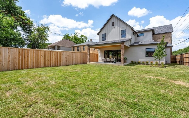 5746 Goodwin Avenue, Dallas, TX 75206, 4 Bedrooms Bedrooms, ,5 BathroomsBathrooms,Residential,For Sale,5746 Goodwin Avenue,20965248