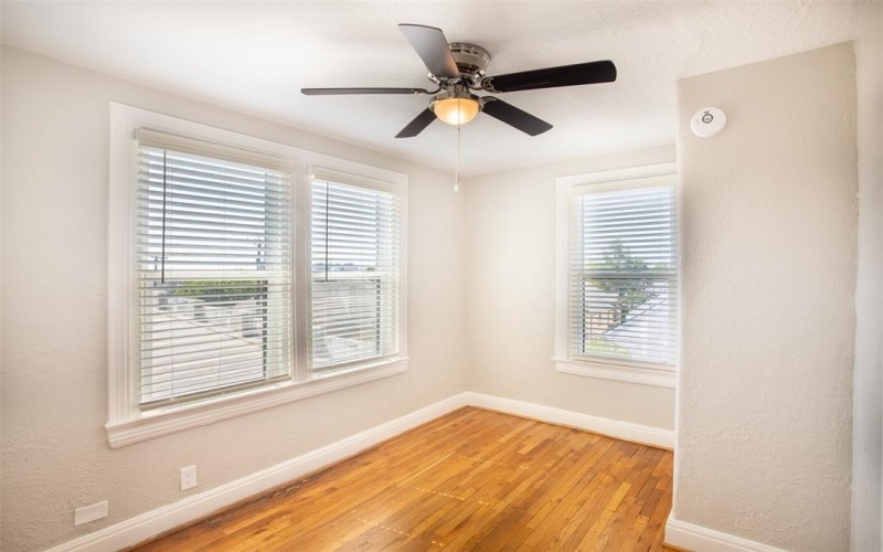 3312 Daniel Avenue #104, University Park, TX 75205, 2 Bedrooms Bedrooms, ,1 BathroomBathrooms,Residential Lease,For Rent,3312 Daniel Avenue,20980082