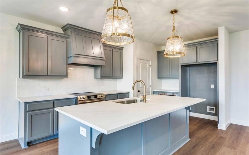 500 Lakeway Lane, Justin, TX 76247, 3 Bedrooms Bedrooms, ,2 BathroomsBathrooms,Residential,For Sale,500 Lakeway Lane,20980327