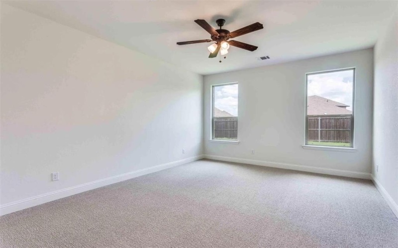 500 Lakeway Lane, Justin, TX 76247, 3 Bedrooms Bedrooms, ,2 BathroomsBathrooms,Residential,For Sale,500 Lakeway Lane,20980327