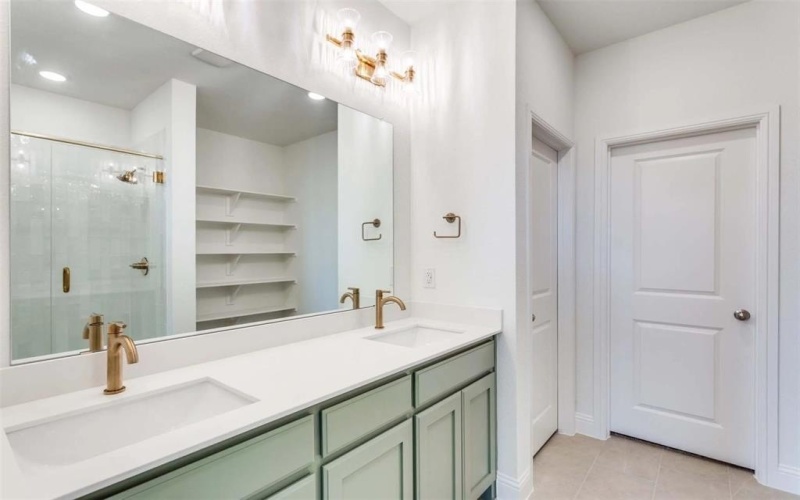304 Ridge Drive, Justin, TX 76247, 3 Bedrooms Bedrooms, ,2 BathroomsBathrooms,Residential,For Sale,304 Ridge Drive,20980335
