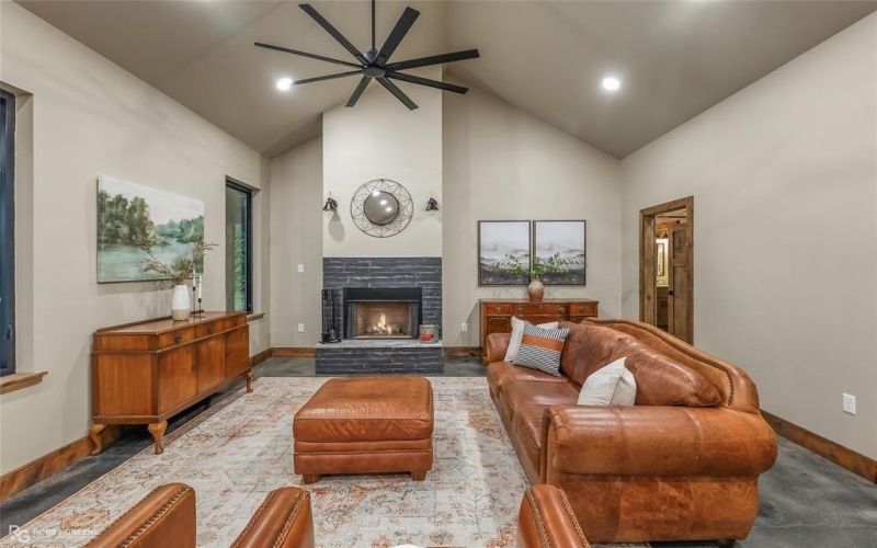 409 Chay Loop, Noble, LA 71462, 3 Bedrooms Bedrooms, ,2 BathroomsBathrooms,Residential,For Sale,409 Chay Loop,20978758