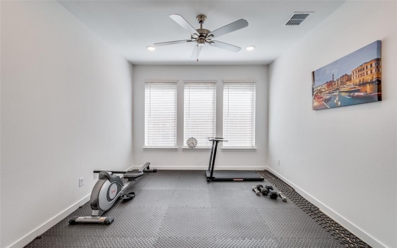 129 Invermore Drive, Little Elm, TX 75068, 5 Bedrooms Bedrooms, ,5 BathroomsBathrooms,Residential Lease,For Rent,129 Invermore Drive,20978799