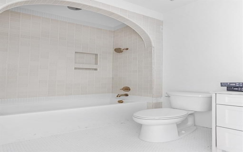 5022 Purdue Avenue, Dallas, TX 75209, 6 Bedrooms Bedrooms, ,6 BathroomsBathrooms,Residential,For Sale,5022 Purdue Avenue,20979272