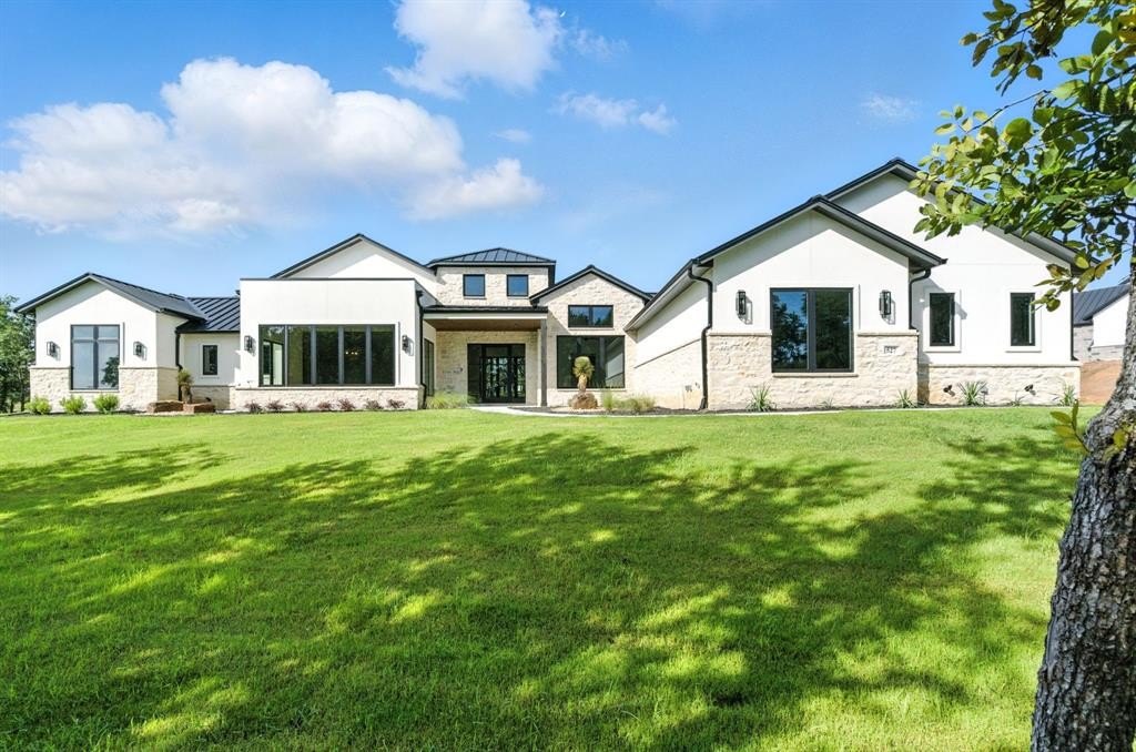 527 Royal Santana Run, Weatherford, TX 76087, 4 Bedrooms Bedrooms, ,5 BathroomsBathrooms,Residential,For Sale,527 Royal Santana Run,20979867