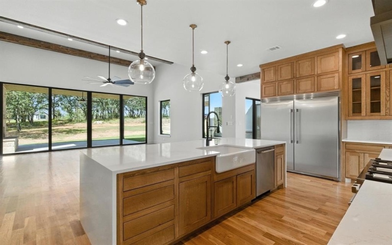 527 Royal Santana Run, Weatherford, TX 76087, 4 Bedrooms Bedrooms, ,5 BathroomsBathrooms,Residential,For Sale,527 Royal Santana Run,20979867