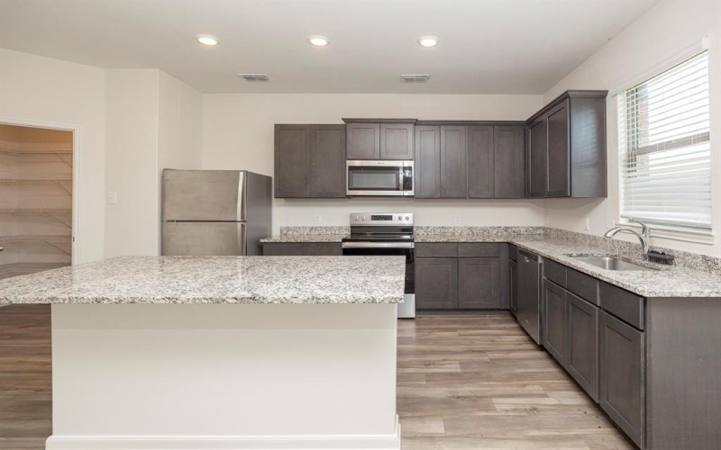 640 Aqueduct Drive, Seagoville, TX 75159, 3 Habitaciones Habitaciones , ,2 BañosBaños,Residential Lease,En Alquiler,640 Aqueduct Drive,20979902