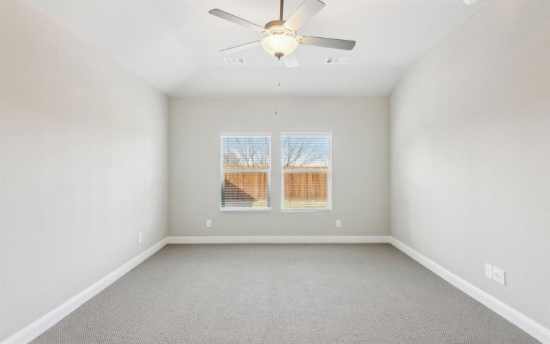 509 Stagg Street, McKinney, TX 75069, 4 Bedrooms Bedrooms, ,2 BathroomsBathrooms,Residential,For Sale,509 Stagg Street,20979957