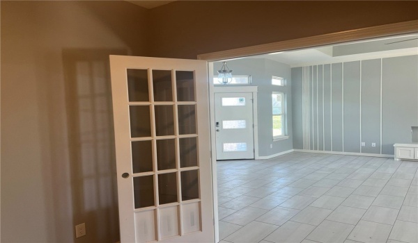 6865 La Salle Drive, Corpus Christi, TX 78414, 4 Habitaciones Habitaciones , ,2 BañosBaños,Residential,En Venta,6865 La Salle Drive,452164