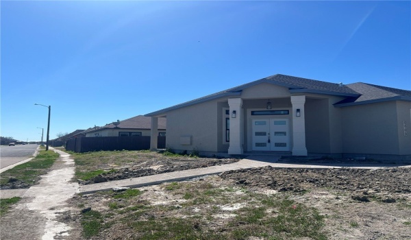 6865 La Salle Drive, Corpus Christi, TX 78414, 4 Habitaciones Habitaciones , ,2 BañosBaños,Residential,En Venta,6865 La Salle Drive,452164