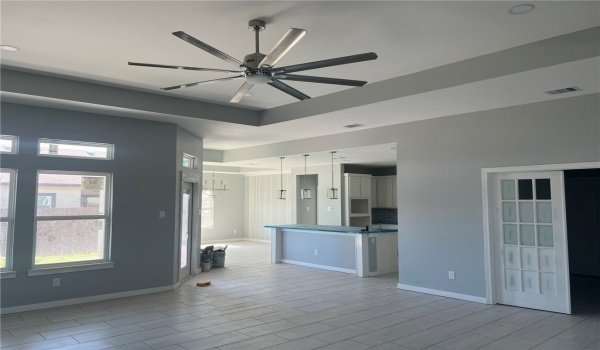 6865 La Salle Drive, Corpus Christi, TX 78414, 4 Habitaciones Habitaciones , ,2 BañosBaños,Residential,En Venta,6865 La Salle Drive,452164