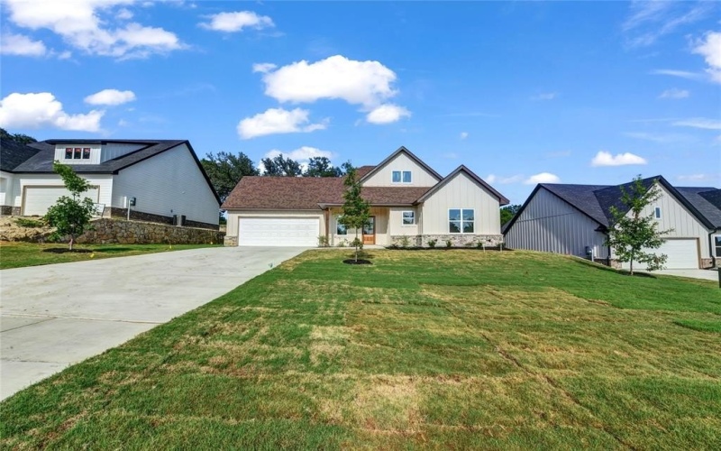 1604 Franklin Street, Weatherford, TX 76086, 3 Bedrooms Bedrooms, ,2 BathroomsBathrooms,Residential Lease,For Rent,1604 Franklin Street,20980485