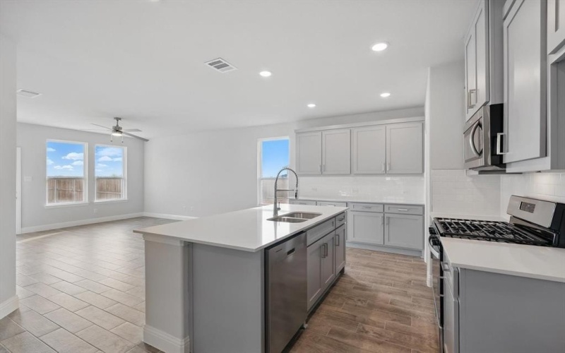 812 Aroco Bend, Princeton, TX 75407, 4 Bedrooms Bedrooms, ,2 BathroomsBathrooms,Residential Lease,For Rent,812 Aroco Bend,20980814