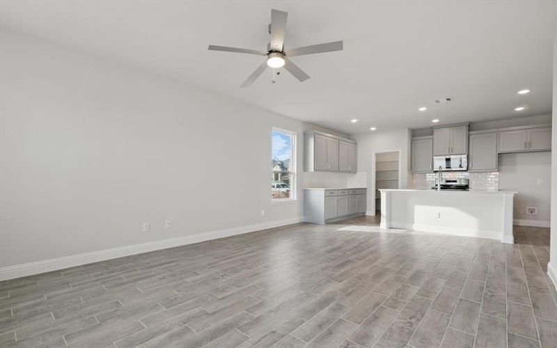 812 Aroco Bend, Princeton, TX 75407, 4 Bedrooms Bedrooms, ,2 BathroomsBathrooms,Residential Lease,For Rent,812 Aroco Bend,20980814