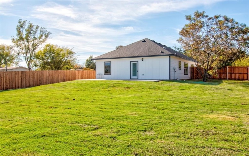 205 JOHN FIELDER, Sherman, TX 75092, 3 Bedrooms Bedrooms, ,2 BathroomsBathrooms,Residential,For Sale,205 JOHN FIELDER,20980976