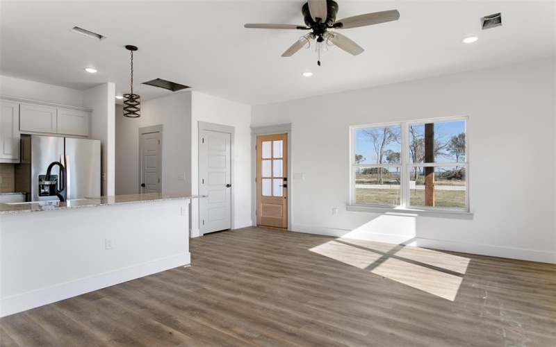 429 Caro Drive, West Tawakoni, TX 75474, 3 Bedrooms Bedrooms, ,2 BathroomsBathrooms,Residential,For Sale,429 Caro Drive,20981152