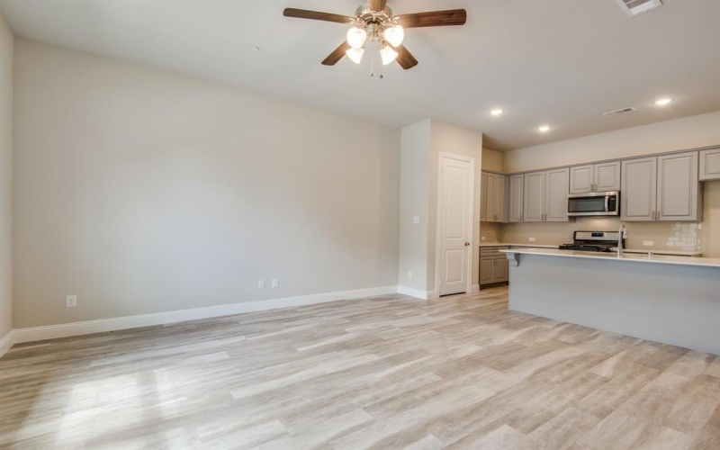 4176 Kearsage Drive, Frisco, TX 75034, 3 Bedrooms Bedrooms, ,3 BathroomsBathrooms,Residential,For Sale,4176 Kearsage Drive,20981162