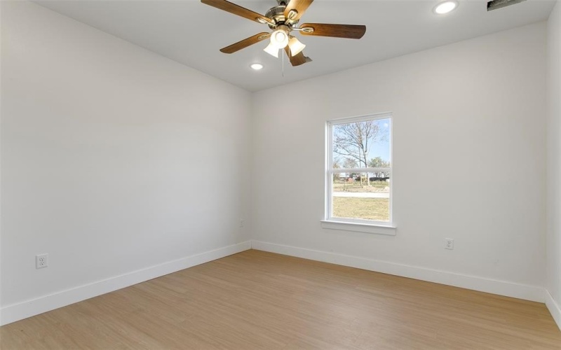 421 Caro Drive, West Tawakoni, TX 75474, 3 Bedrooms Bedrooms, ,2 BathroomsBathrooms,Residential,For Sale,421 Caro Drive,20981164