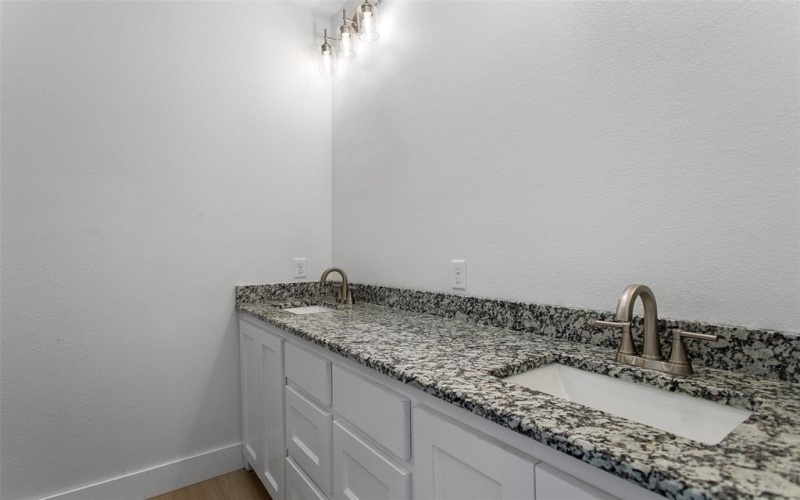 421 Caro Drive, West Tawakoni, TX 75474, 3 Bedrooms Bedrooms, ,2 BathroomsBathrooms,Residential,For Sale,421 Caro Drive,20981164