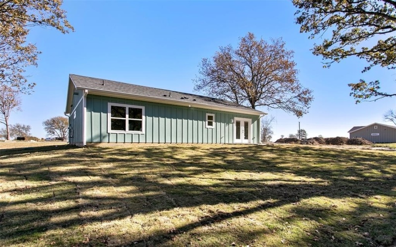 421 Caro Drive, West Tawakoni, TX 75474, 3 Bedrooms Bedrooms, ,2 BathroomsBathrooms,Residential,For Sale,421 Caro Drive,20981164