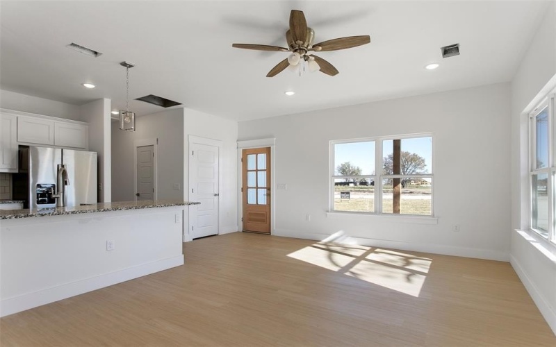 421 Caro Drive, West Tawakoni, TX 75474, 3 Bedrooms Bedrooms, ,2 BathroomsBathrooms,Residential,For Sale,421 Caro Drive,20981164