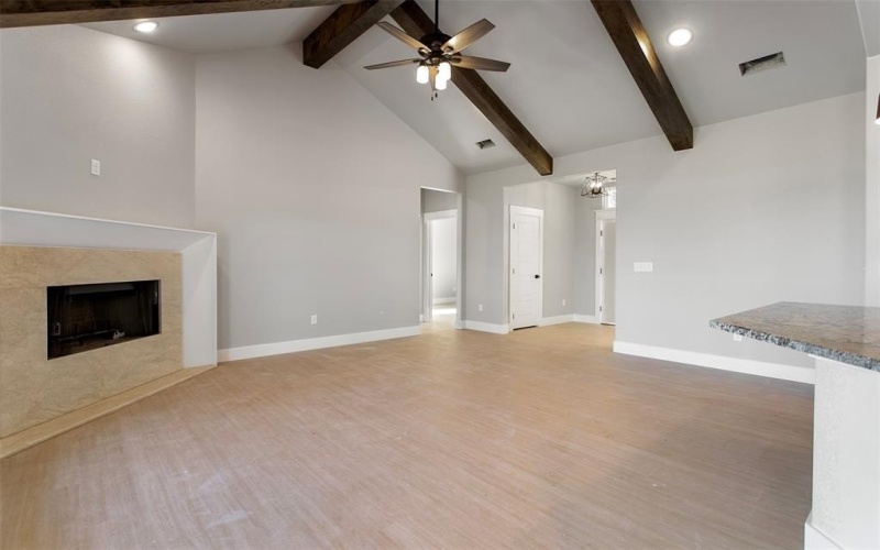 305 Caro Drive, West Tawakoni, TX 75474, 4 Bedrooms Bedrooms, ,2 BathroomsBathrooms,Residential,For Sale,305 Caro Drive,20981189