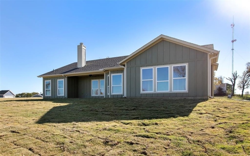 305 Caro Drive, West Tawakoni, TX 75474, 4 Bedrooms Bedrooms, ,2 BathroomsBathrooms,Residential,For Sale,305 Caro Drive,20981189